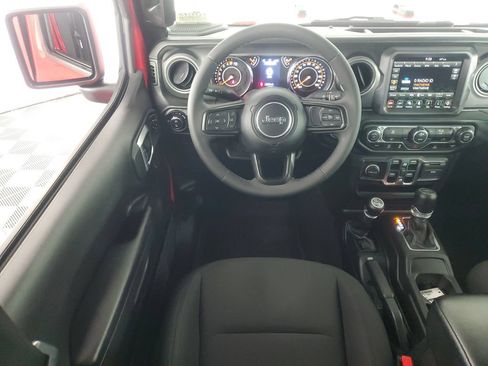 Used 2023 Jeep Gladiator Sport AWD/4WD image 14