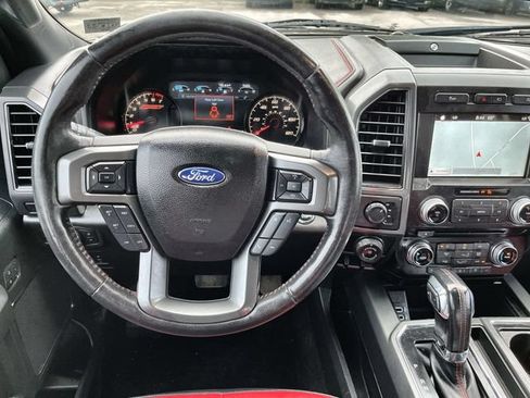 Used 2018 Ford F150 Lariat w/ Equipment Group 502A Luxury AWD/4WD image 12