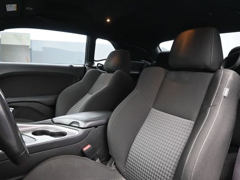 Used 2022 Dodge Challenger R/T w/ Blacktop Package image 12