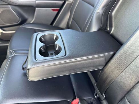 Used 2020 Ford Escape SEL image 10