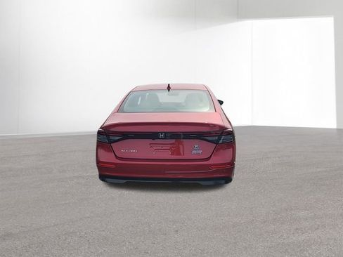 Used 2024 Honda Accord Touring image 8