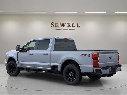 Used 2024 Ford F250 Lariat w/ Lariat Ultimate Package image 3