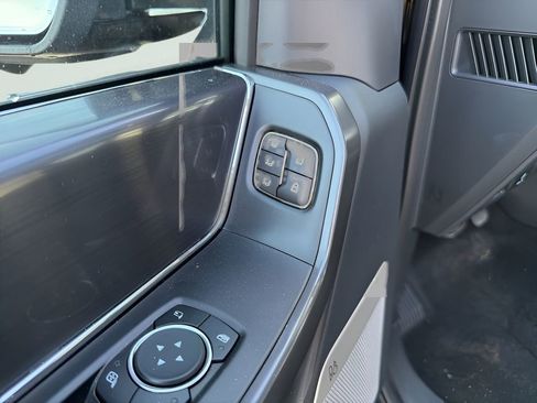 Used 2024 Ford F150 Lariat image 20