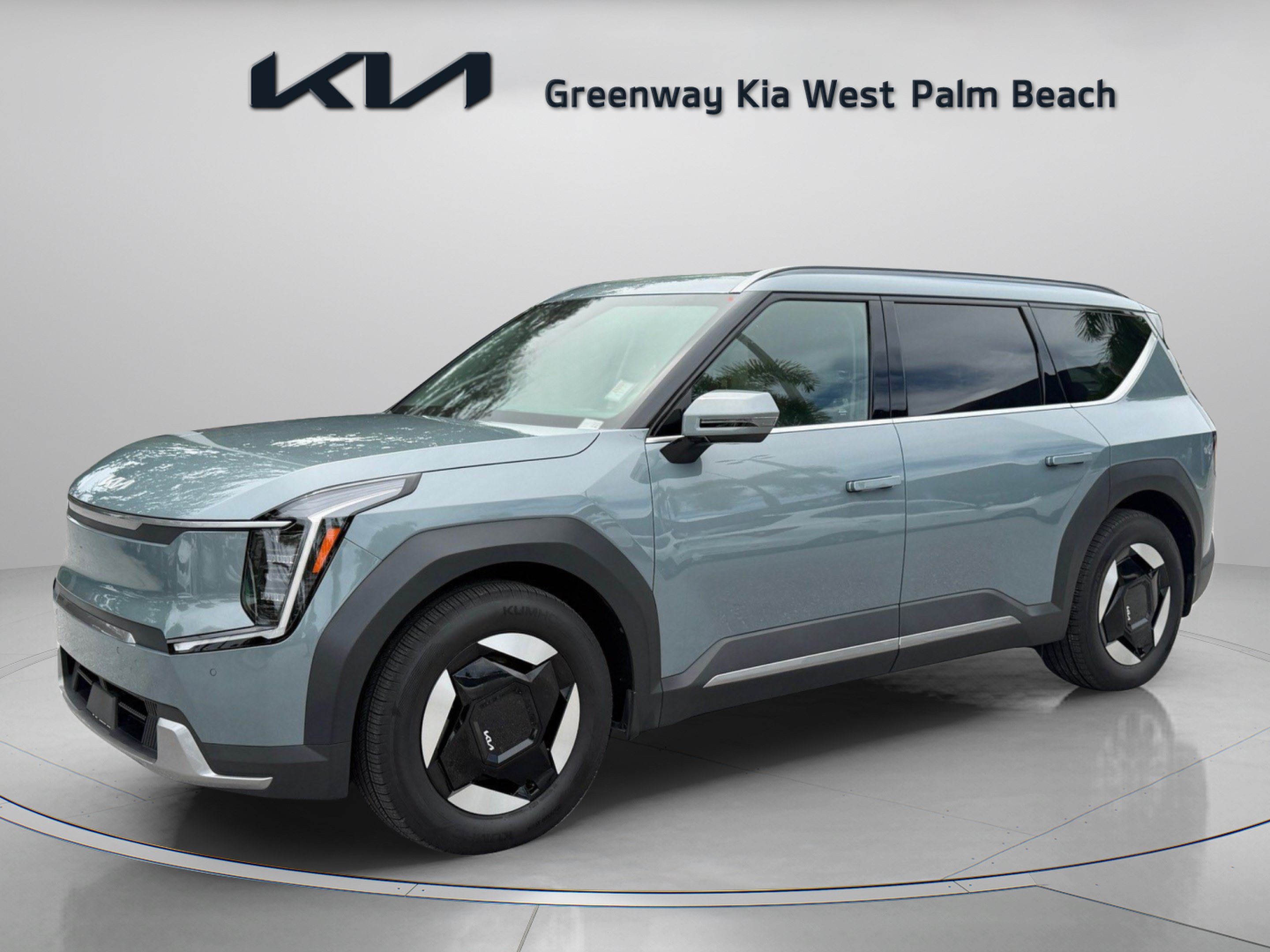 Used 2024 Kia EV9 Wind AWD/4WD image 3