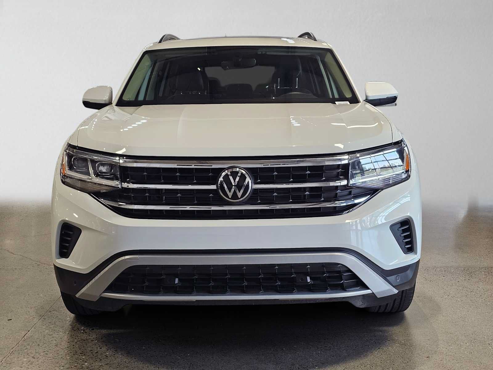 Used 2023 Volkswagen Atlas SE w/ Panoramic Sunroof Package AWD/4WD image 8