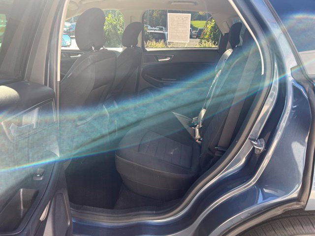 Used 2019 Ford Edge SE FWD image 26