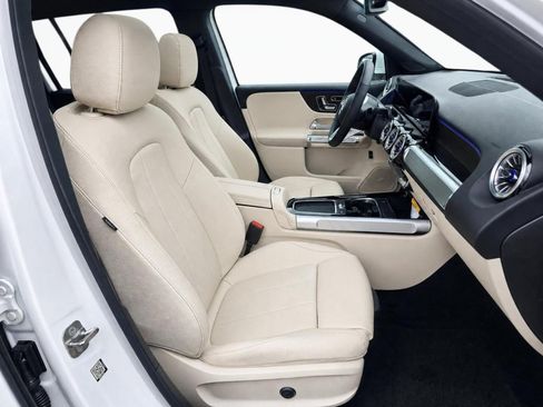 New 2026 Mercedes-Benz GLB 250 4MATIC image 25