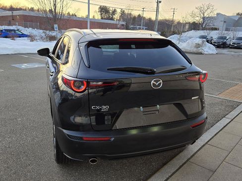 Used 2025 MAZDA CX-30 AWD 2.5 S w/ Preferred Package image 11