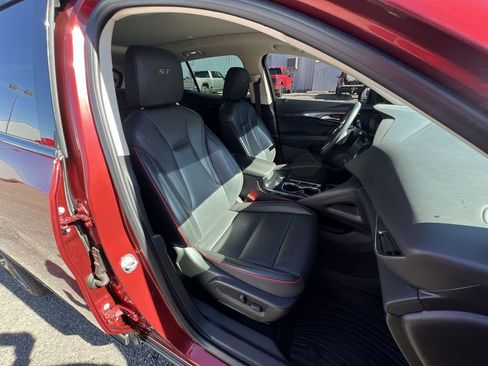 Certified 2023 Buick Envision Essence w/ Sport Touring Package image 28