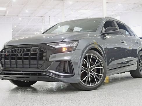 Used 2022 Audi SQ8 Prestige AWD/4WD image 6