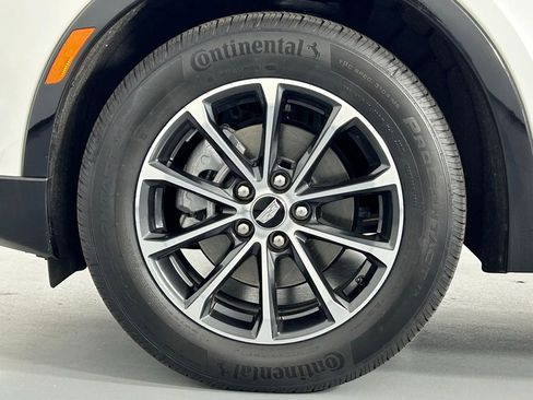 Used 2024 Cadillac XT4 Sport w/ Cold Weather Package image 42