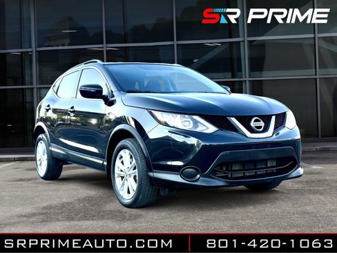 Used 2017 Nissan Rogue Sport SV image 4