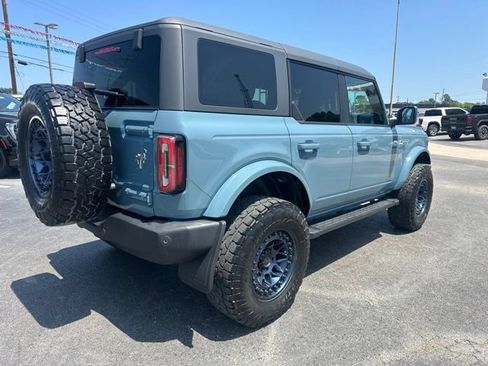 Used 2023 Ford Bronco Outer Banks AWD/4WD image 5