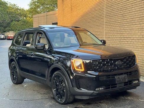 Used 2021 Kia Telluride SX w/ Nightfall Edition Package AWD/4WD image 2