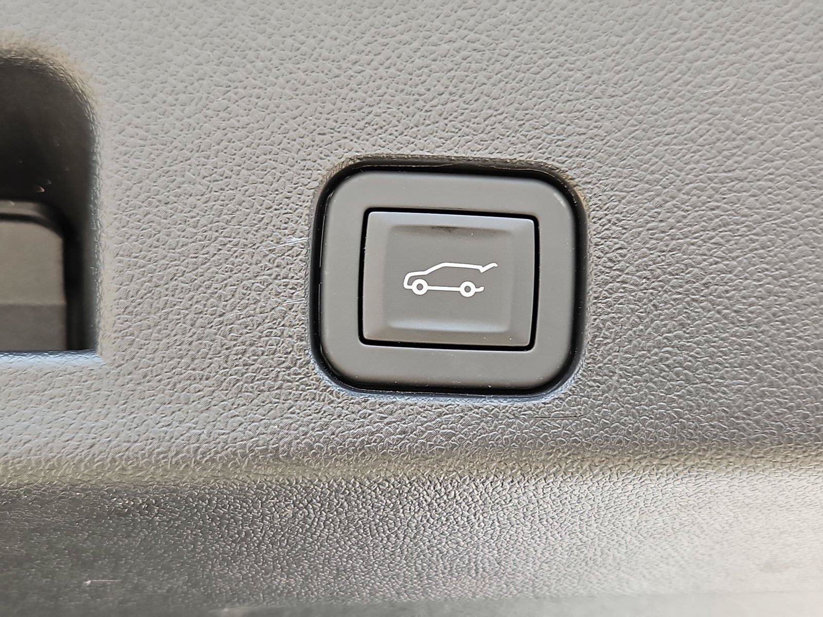 Used 2026 Buick Enclave Preferred FWD image 32
