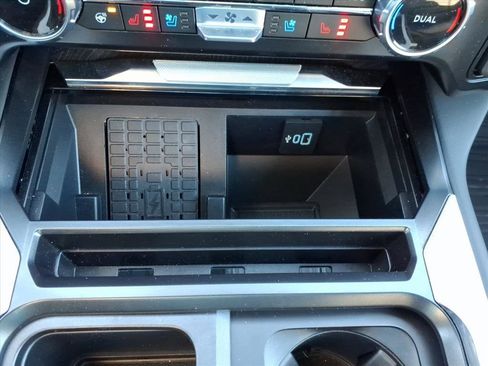 Used 2025 Ford F350 Platinum image 18