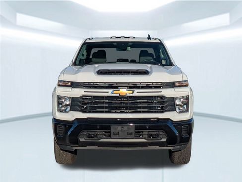 New 2025 Chevrolet Silverado 2500 Custom w/ Custom Value Package AWD/4WD image 17