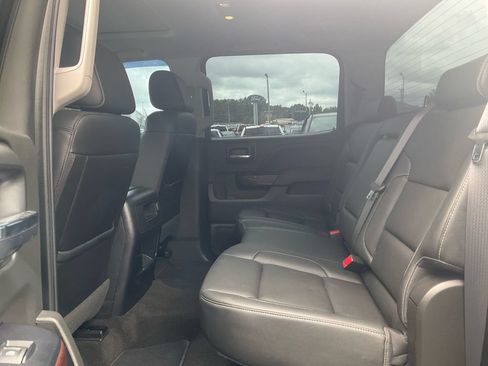 Used 2017 GMC Sierra 1500 SLT w/ Suspension Package, Off-Road AWD/4WD image 14
