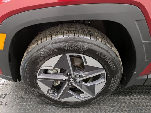 Certified 2025 Hyundai Tucson SEL AWD/4WD image 7
