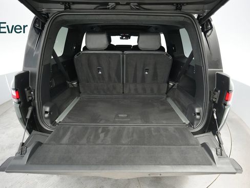 Used 2025 Rivian R1S Adventure AWD/4WD image 8