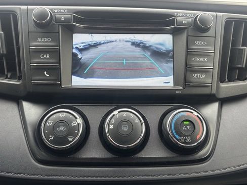 Used 2016 Toyota RAV4 LE image 25