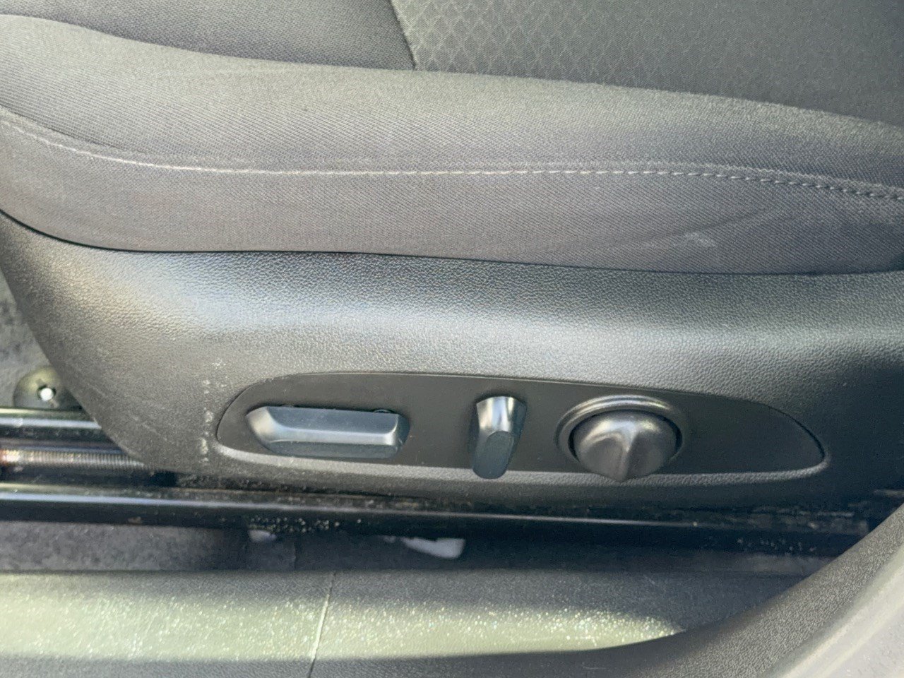 Used 2025 Chevrolet Malibu LT FWD image 16