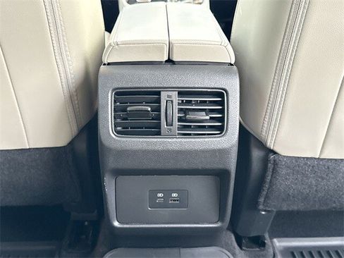 Used 2023 Nissan Rogue SL image 23