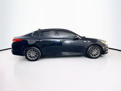 Used 2017 Kia Optima EX w/ Premium Package FWD image 10