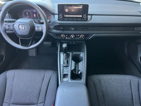 Used 2025 Honda Accord LX image 13