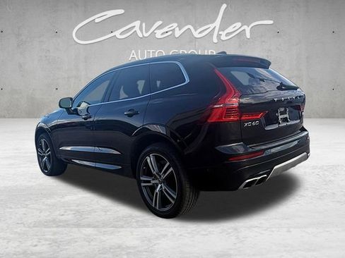 Used 2019 Volvo XC60 T6 Momentum w/ Premium Package AWD/4WD image 14