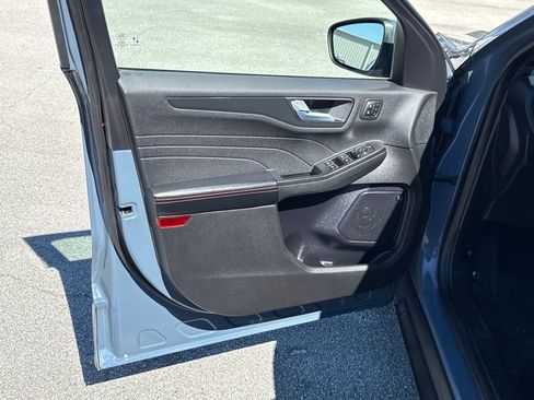 Used 2023 Ford Escape ST-Line Select w/ Tech Pack #2 image 13