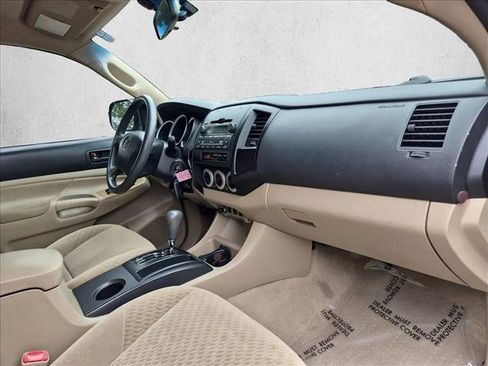 Used 2009 Toyota Tacoma PreRunner RWD image 19