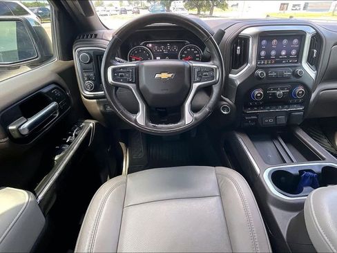 Used 2019 Chevrolet Silverado 1500 LTZ w/ LTZ Premium Package RWD image 8