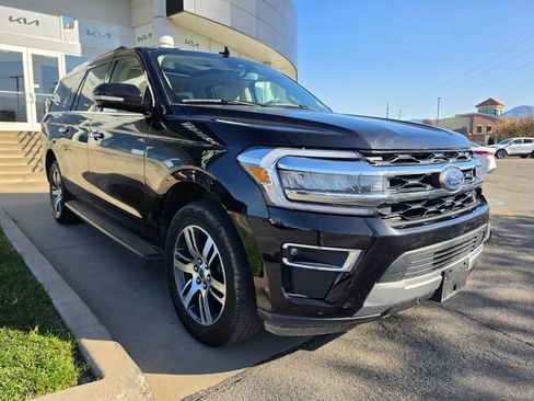 Used 2024 Ford Expedition Max Limited AWD/4WD image 3