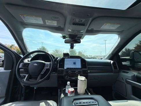Used 2022 Ford F250 Limited AWD/4WD image 6