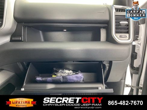 Used 2025 RAM 1500 Big Horn AWD/4WD image 32