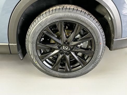 Used 2023 MAZDA CX-5 Carbon Edition image 11
