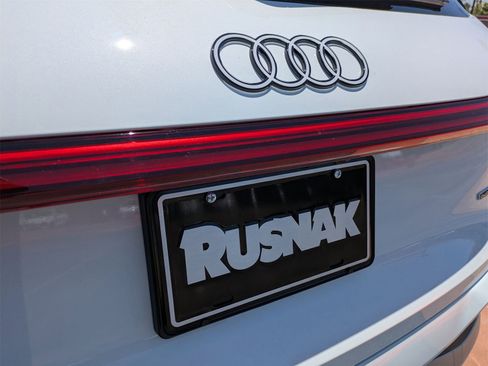 New 2025 Audi Q5 Premium image 15