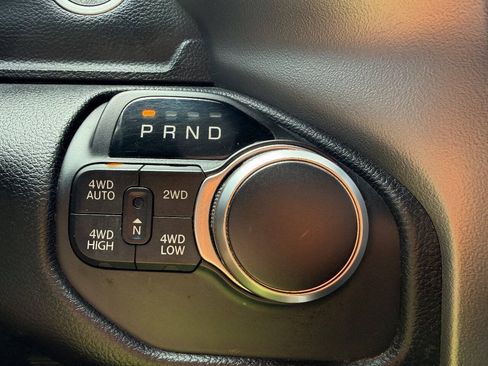 Used 2019 RAM 1500 Big Horn AWD/4WD image 16