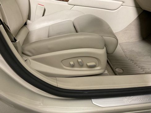 Used 2014 Cadillac XTS Premium FWD image 40