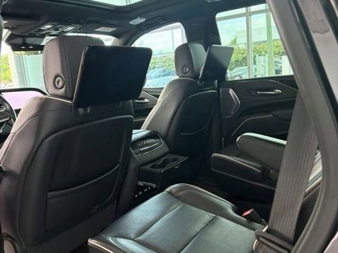 Used 2022 Cadillac Escalade Sport w/ Touring Package AWD/4WD image 7