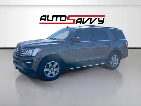 Used 2021 Ford Expedition XLT RWD image 3