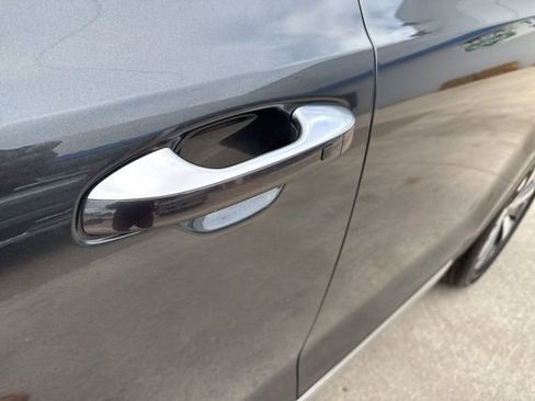 Used 2022 Kia Telluride S image 20