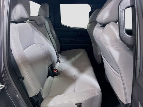 Used 2025 Toyota Tacoma SR5 AWD/4WD image 22