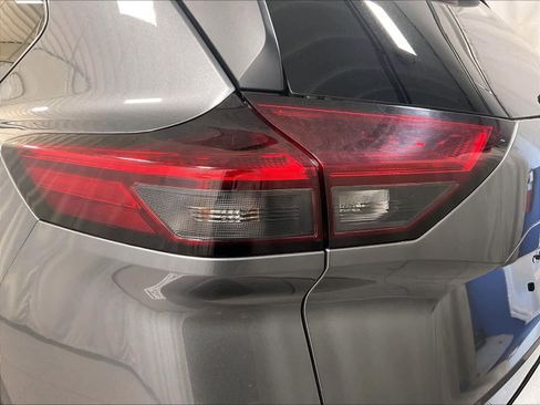 Certified 2023 Nissan Rogue SV w/ SV Premium Package image 35