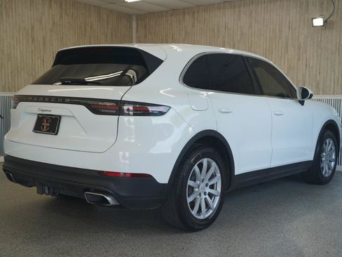 Used 2020 Porsche Cayenne AWD/4WD image 10