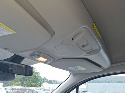 Used 2020 Ford Transit Connect XLT FWD image 15