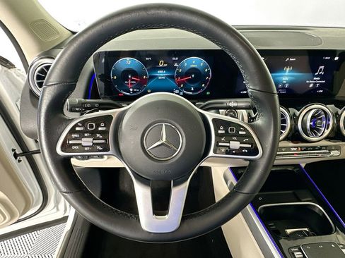 Certified 2023 Mercedes-Benz GLB 250 image 11