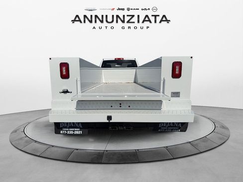 New 2025 RAM 3500 Tradesman image 18