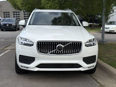 Used 2021 Volvo XC90 T5 Momentum w/ Climate Package FWD image 2
